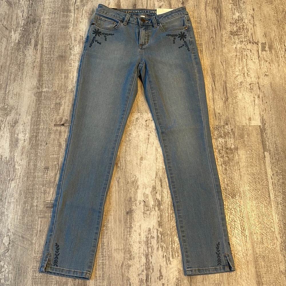 NWT Lauren Conrad Skinny jeans size 4